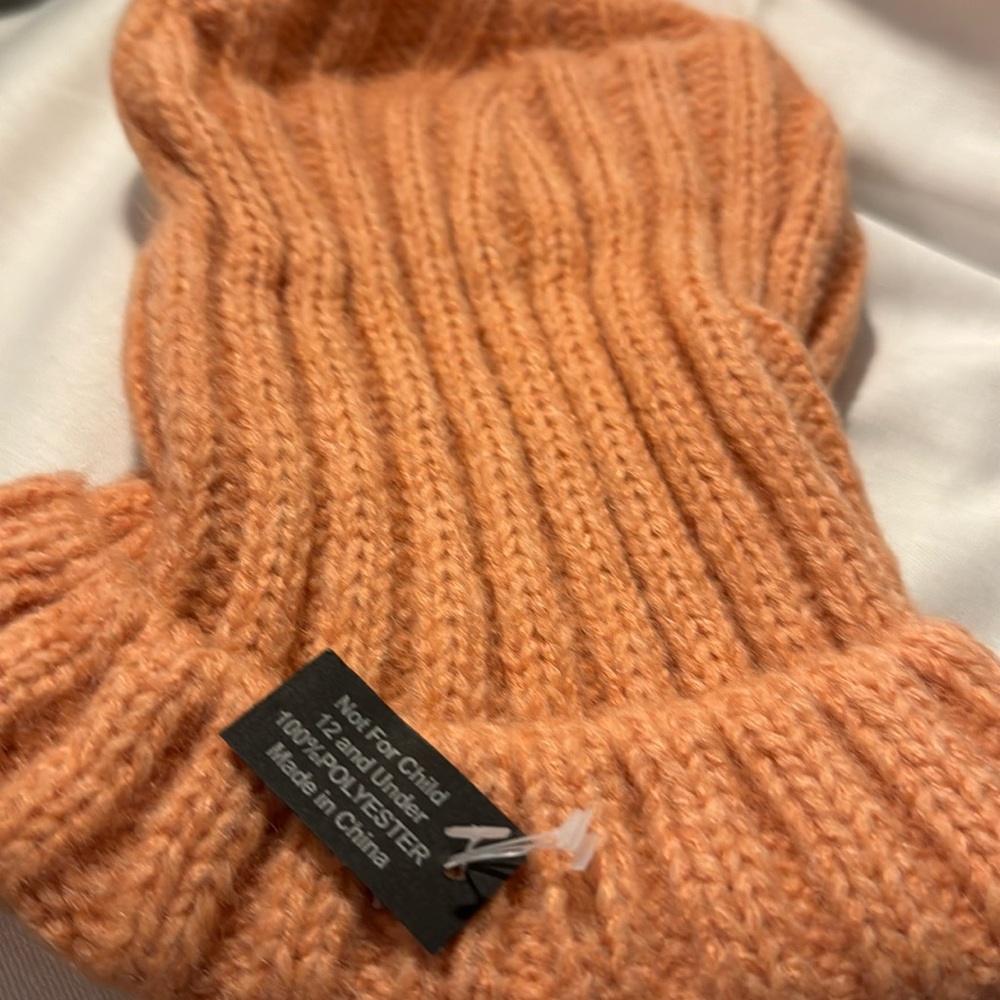 CHUNS knitted hat, beanie, and NWT peachy orange color